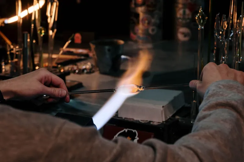Molten Shortage: The Material Crisis Quietly Choking the American Glassblowing Scene